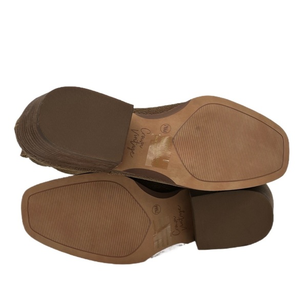 Crown Vintage Women Giancita Chelsea Bootie, Snake Print, Size 7.5, Camel - Picture 9 of 10